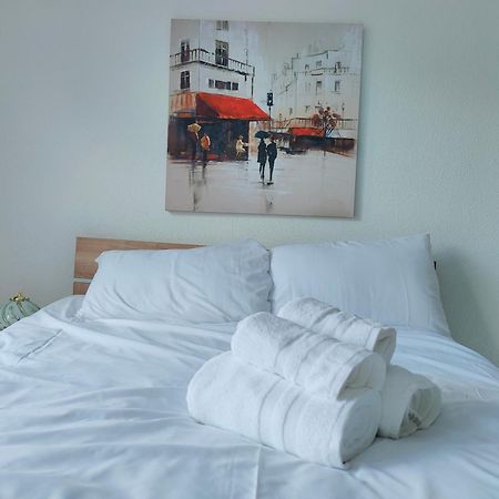 Aaran Central Guesthouse Aberdeen Bagian luar foto