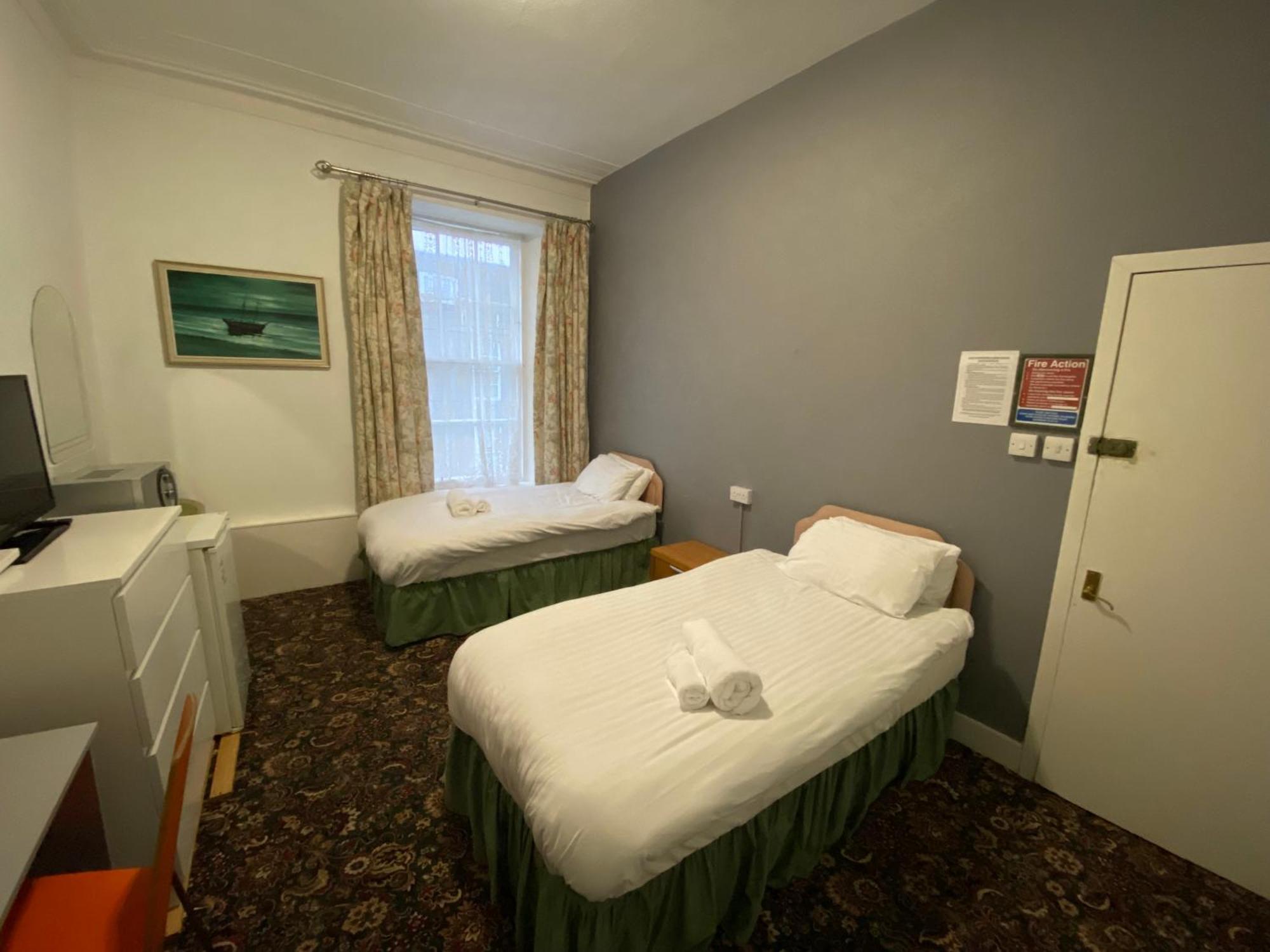 Aaran Central Guesthouse Aberdeen Bagian luar foto