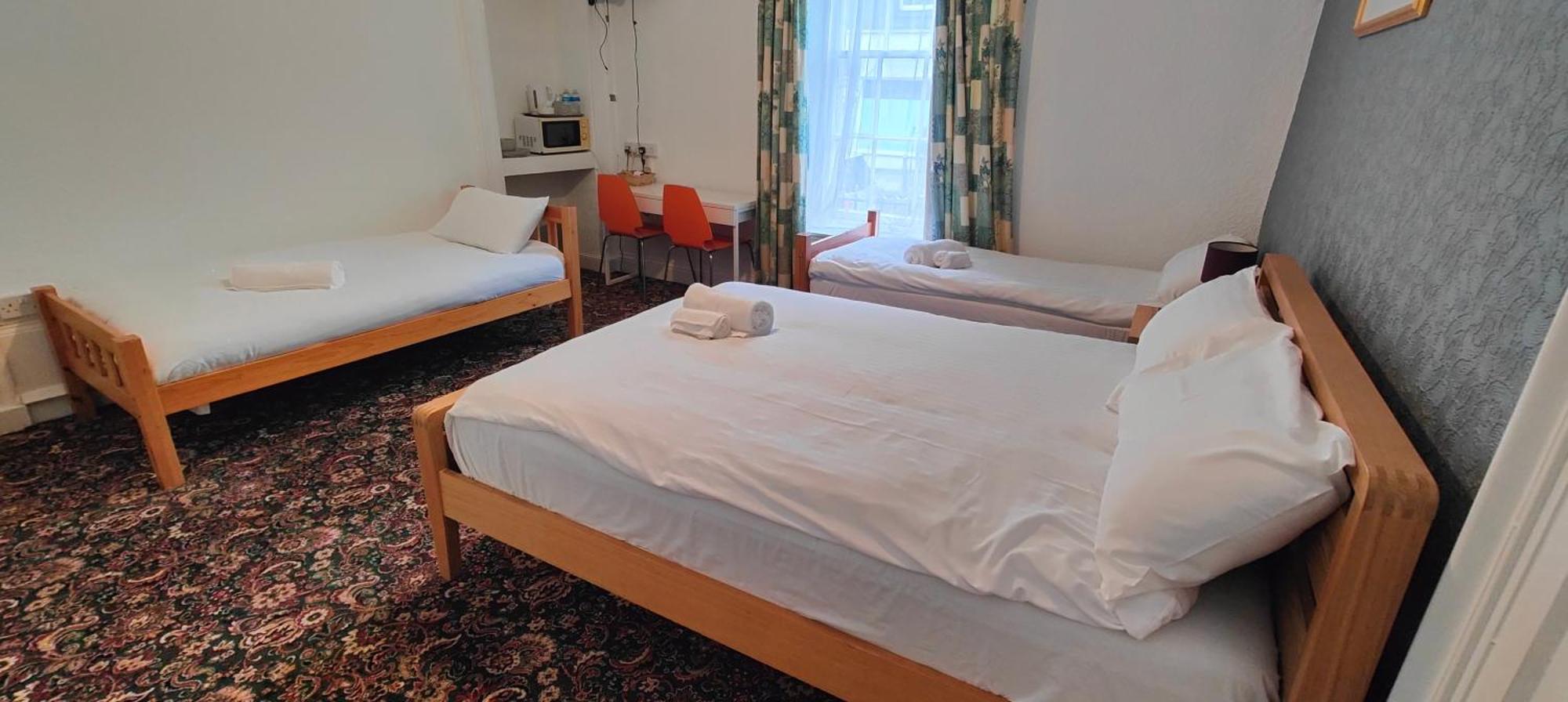 Aaran Central Guesthouse Aberdeen Bagian luar foto