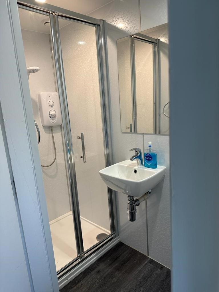 Aaran Central Guesthouse Aberdeen Bagian luar foto