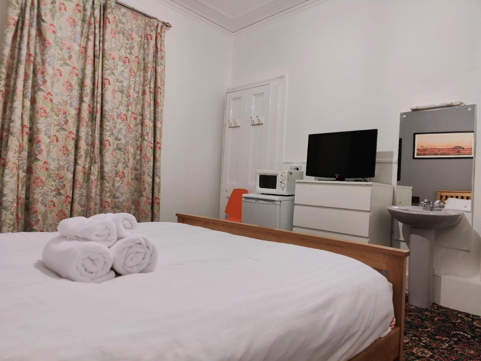Aaran Central Guesthouse Aberdeen Bagian luar foto