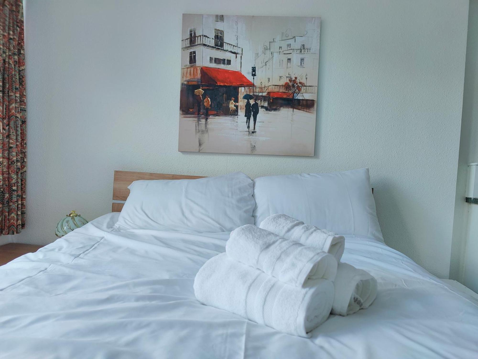 Aaran Central Guesthouse Aberdeen Bagian luar foto